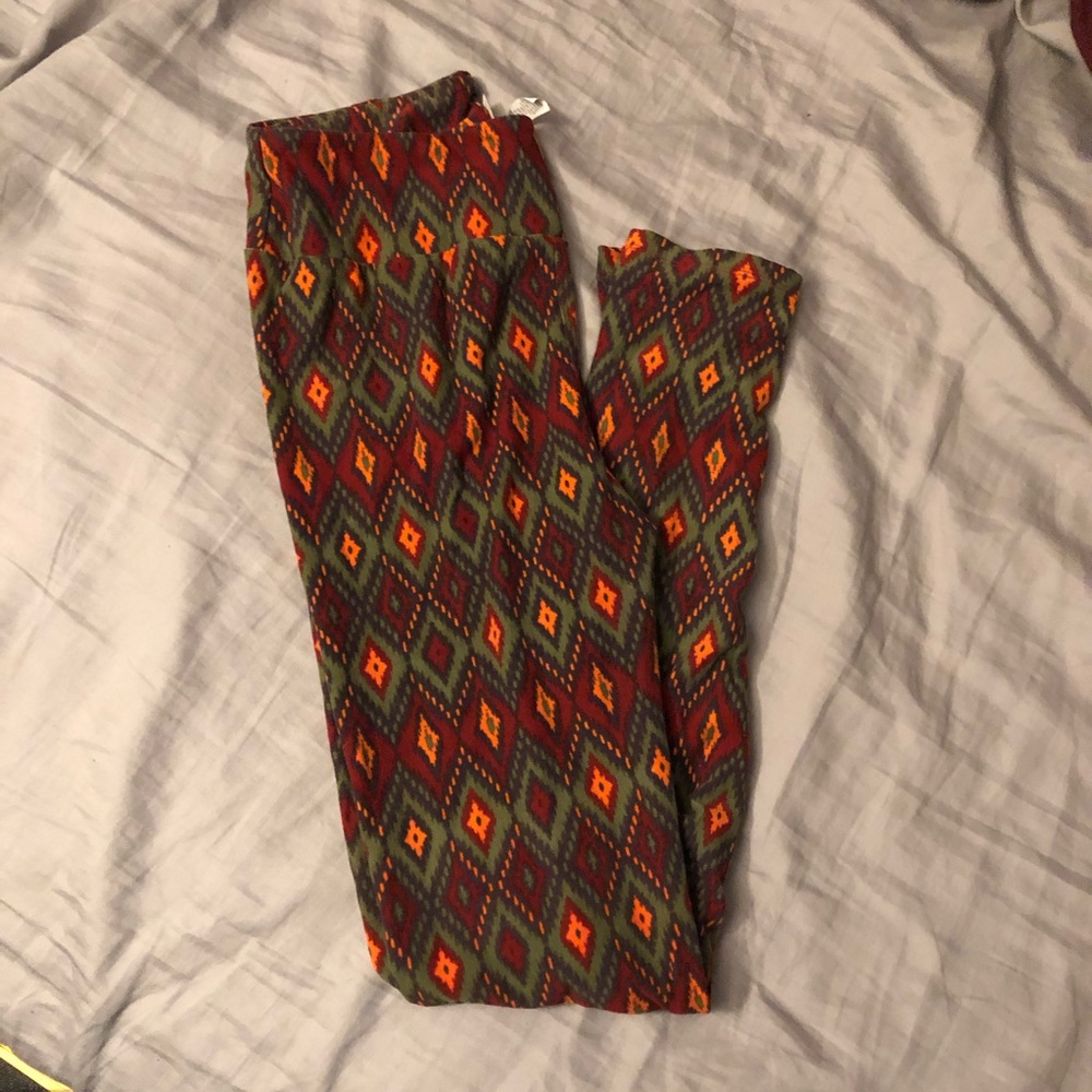 LulaRoe Pattern Leggings